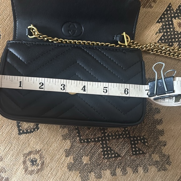 SEND REASONABLE OFFER. I'LL SAY YES. No rips or damage. Firm or Best Offer - Picture 4 of 6